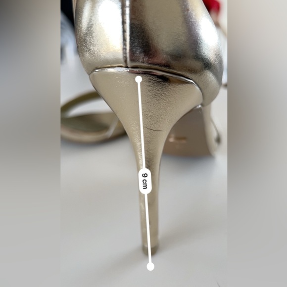 House of Hayla Gold High Heels, Size 12 - Picture 2 of 6